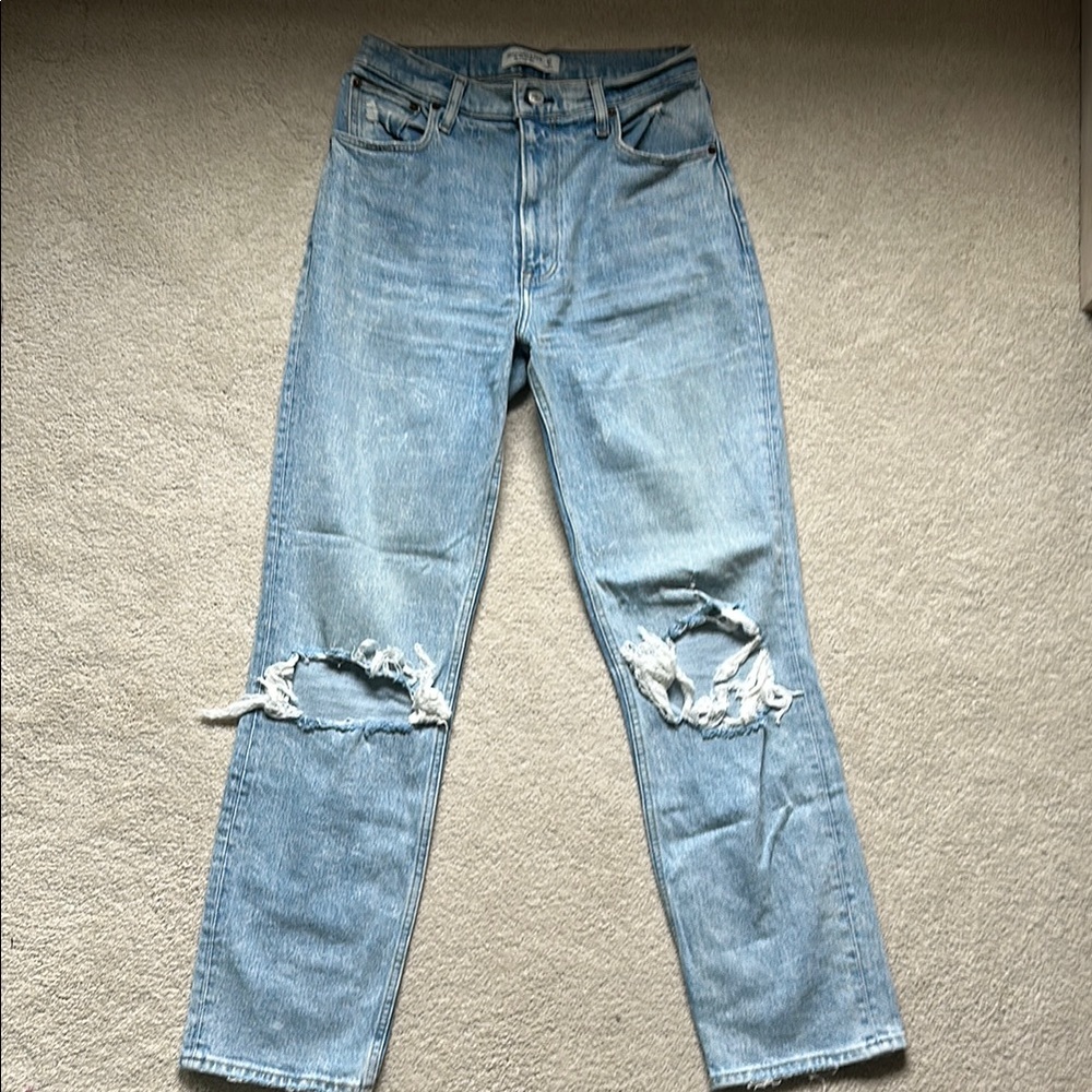 Abercrombie the 90’s straight ultra high rise Jean